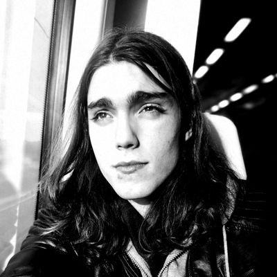 thestrikker57's profile picture. Hola.