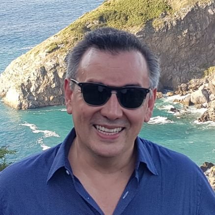 Veteran entrepreneur who has been leading the development of the digital industry in LatAm for 30 years.Founder of Infosel (1988),Terra (1999) & Naranya (2002)