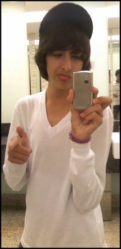 Esse twitter e um fan clube em homenaagem aao nosso liindo rodrigo cezar , seguido por ele no dia 21 /01 /2011 *u* Eu te amo mt 3 '