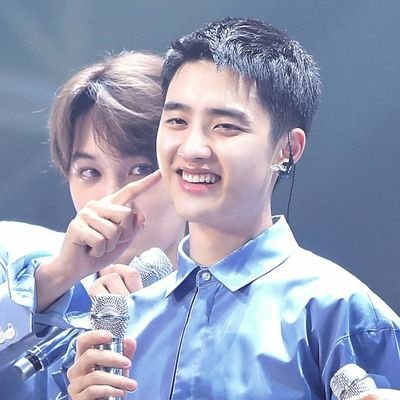 kaisoosaranghae's profile picture. Tuesday, April 25th 2017, sometime after 9pm, Do Kyungsoo waved and smiled at me with his heart shaped lips for about 1 second  // Let's love ❤️ 사랑하자