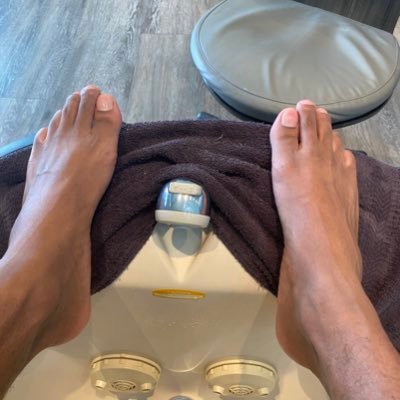 I like what I like & I want what I want. No expectations, No disappointments! Pretty Feet 😍 Aquarius. Luv 🍑 Foot Fetish #ManScent #B8 #Nudist #📞PhoneBone