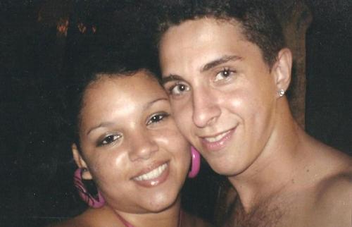 Somos um casal muito feliz.. temos agora uma grande esperança de vida...nosso filho chamado Ryan Ulisses...