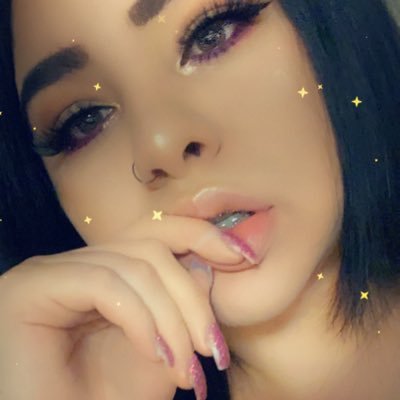 ReynaTo48613371's profile picture. 