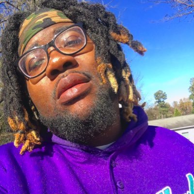 Follow the kid : IG @Kvngrioo_ SC: Byrrrreeeeennn creator of SocialOutcastCustoms chill ass dude with a good vibe around#dreadhead #BigBoySwag #BIGMAINEVENT🔋