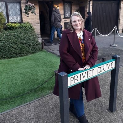 FionaNightingal's profile picture. My family is my life 😚