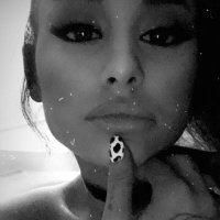darina (@cloudsneedy) 's Twitter Profile