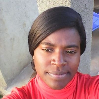 loretakanyai's profile picture. straightforward and funny
