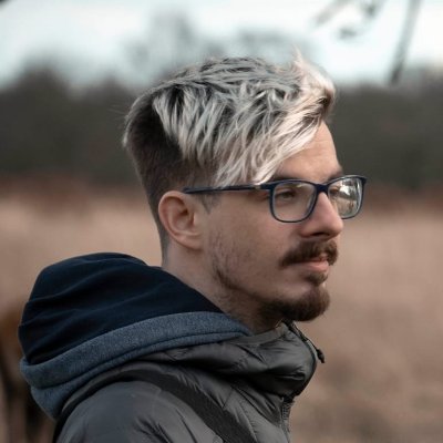 Human being, D&D nerd, DM, musician, copywriter. :D