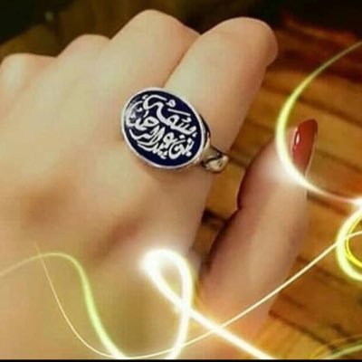 لآ أعلَم مَاذَا يَخبئّ لَي الغَد ؛ وَ لَكننِي خَبأتُ لَهُ حُسنْ الظَن بالله
