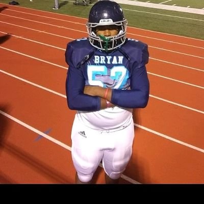 God first#1
Athlete
BHS#52
Phil4:13
'22
🌟🌟DE,
3.3 GPA,
6'2 235