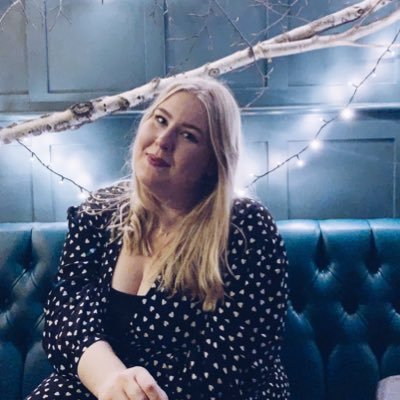 broomfie_'s profile picture. A girl from Essex who likes fashion, beauty, travel and chemistry. Actually a doctor. I do yoga - honest. Contact: broomfie_@hotmail.com