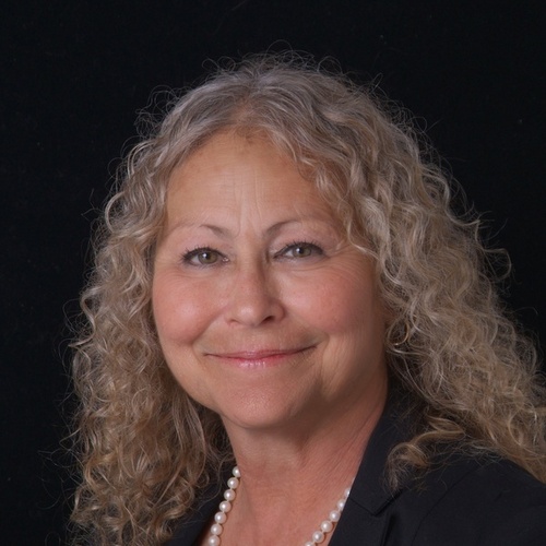 leslieremy's profile picture. 