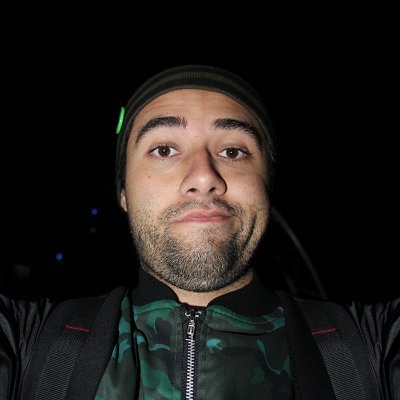 Antoniko_Gonza's profile picture. Diseñador Gráfico Digital, con alma de escritor.
Fan de Star Wars, Halo y de otras cosas.