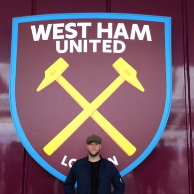 seantheprawn1's profile picture. Heatherside Galaxy for life! ⚽️