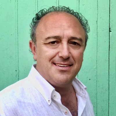 Desarrollador FileMaker. Diseñador gráfico. Formador