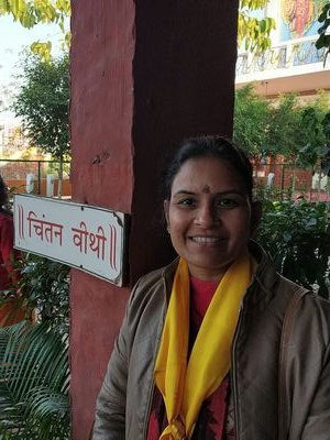 Advocate, spiritual, nationalist, follower of @shrigurupawansinha guruji, sanatan women,