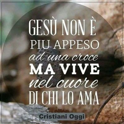 Poiché Dio ha tanto amato il mondo, che ha dato il suo unigenito Figlio, affinché chiunque crede in lui non perisca, ma abbia vita eterna. Giovanni 3:16