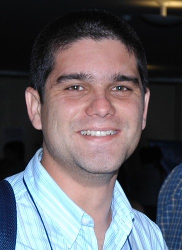 Medito sempre em Jó 1.1 (Havia um homem na terra de Uz, cujo nome era Jó; e era este homem íntegro, reto e temente a Deus e desviava-se do mal.).