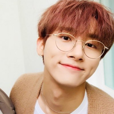 ssoooji_'s profile picture. ↻ᵎᵎ every time you smile, my heart starts beating.