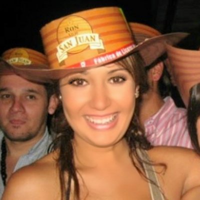 AngelaQuiones14's profile picture. 