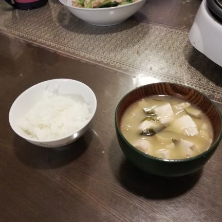 OeXOAlzBJGhz5Cg's profile picture. TOEICスコア 835と微妙なスコアで終えた昨年⇒今年2/1からプログラミング学習開始。ホワイト企業勤務の元プロボクサー。転職5社目。本業ではwebマーケに注力。自宅でもGoogle Analyticsチェックする日常だが社畜ではない。娘と息子にとって良き父親(でありたい)。日曜日はボクシング指導してます‼️