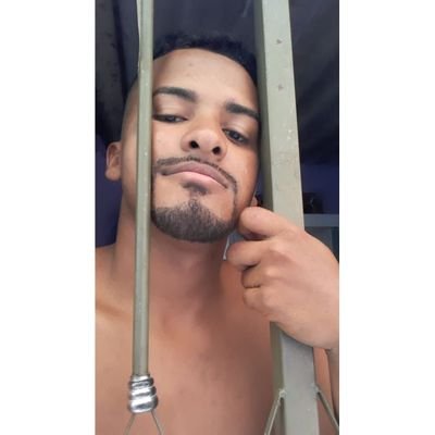 Que minha única mania seja sorrir e meu único vício seja a felicidade😆💕🍃
