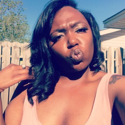 Be your own kind of beautiful ✨#flyhighgranny #WhoDat⚜️#MedBae👩🏽⚕️💕 #KOBE 💛💜 #GiGi