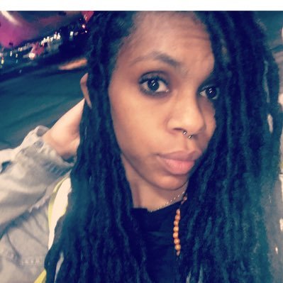 Obëy desi B💁🏻💕 and thats who iwanna be, light and sweet, small and petite, touched down in 95!!!!! ^_¥ #teampisces♓️ #dreadhead😊