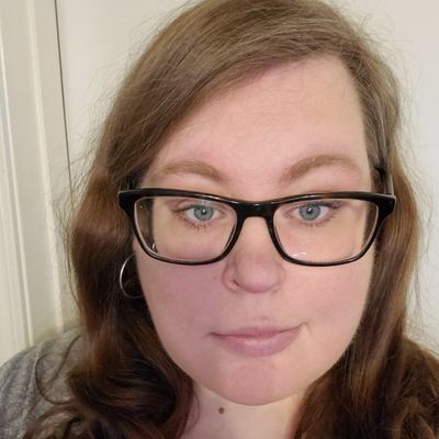 Twitter won't allow my long name.
Fan of many things. Bad at twitter. Hater of olives.
(Header comic by Kate Beaton)
She/Her