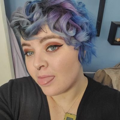 duhlaynay's profile picture. I do hair and cosplay and just exist in this void