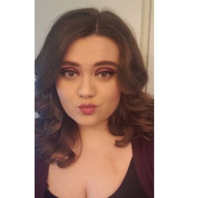 MakaylaEliseee's profile picture. Cat Mom. Yung Gravy enthusiast.