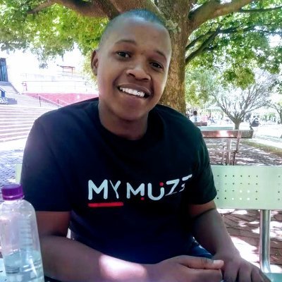 star_nduduzo's profile picture. Hard time never lasts
follow me i will follow back 
A follow for a follow back injalo nje
Dm are open for promo
Starzungu563@gmail.com