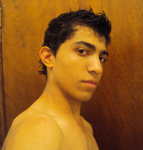 FelipeMarques26's profile picture. Cada dia q passa aprendendo cada vez mais com a vida.
Td q tenho e sou agradeço a Deus.