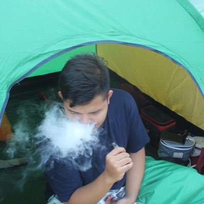 ryanade23_'s profile picture. 