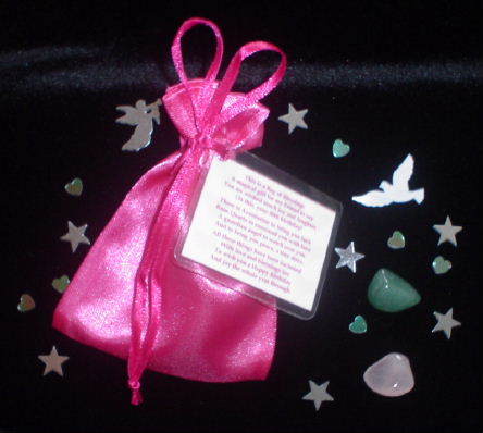 BagzofBlessingz's profile picture. Creating beautiful inexpensive, sentimental & heartfelt Gift Bags & Gift Boxes for all Occasions since 2001 - Find Bags of Blessings on eBay and Amazon too!