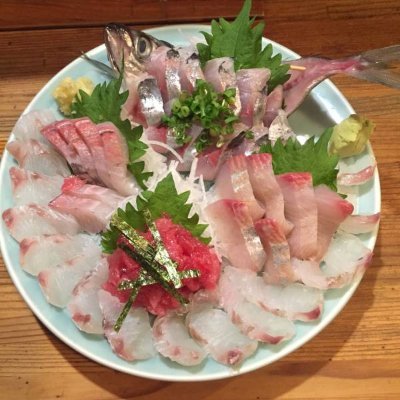 魚を釣ったり、捌いたり、食べたりするYouTubeチャンネルです。ゆる〜くやってますので暇つぶしにどうぞ〜！インスタはこちら！https://t.co/Ec5zM1shOy