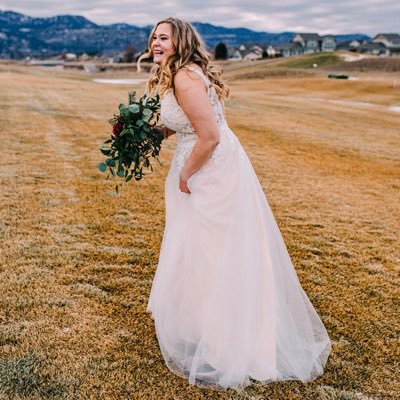 1 John 4:18🔸YL Leader 🔸 Blogger 🔸 Live intentionally!🔸On a mission to get lost in the mountains🔸IG: @mrs.jbrownie