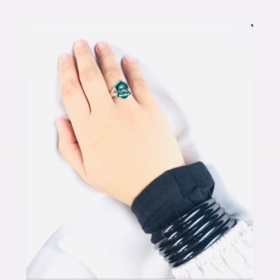 lukisanbicara's profile picture. secretWriter || SingleDiary