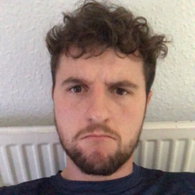 Twitch Streamer who just loves getting mad at games 😂 https://t.co/3iZNAyMyAw