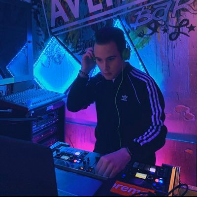 OMGITSDJREMAX's profile picture. "It is important to evolve and not sit in one space." - Virgil Abloh. GU'23