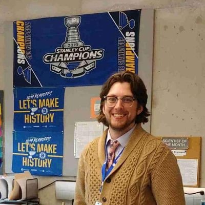 JustinRagland's profile picture. A teacher of the arts: physics and goaltending