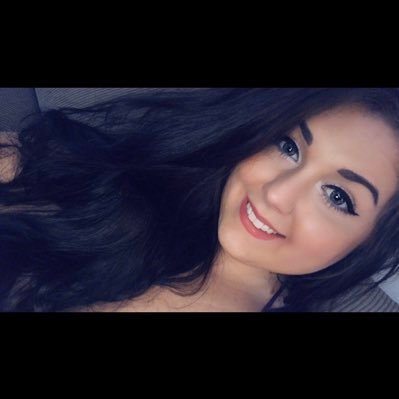 Emilyy_ily's profile picture. Lets Change The World 💫💚