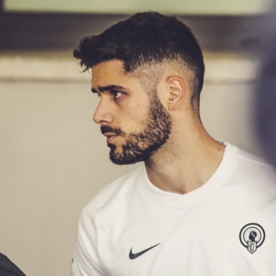 Jugador del UCAM Murcia. Ex Real Madrid, Unión Adarve, Alcorcón, Hércules, Ponferradina,Valencia,Córdoba,Marbella, Unionistas, Numancia y At. Sanluqueño