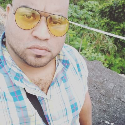 cuatrista y cantante