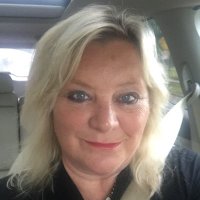 Lucinda Lowe (@lucindalowe) 's Twitter Profile