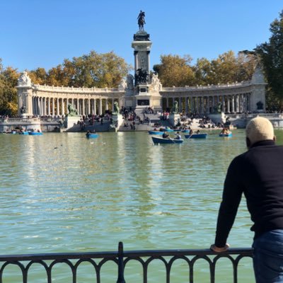deodatomendes12's profile picture. A liberdade é uma luta constante...