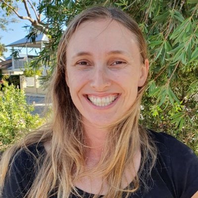 #Coral physiologist🪸
PhD candidate @IOMRC_Science UWA studying biochemical #seagrass 🌱physiology #metabolomics
#sciencecommunication
#environmentalist
she/her