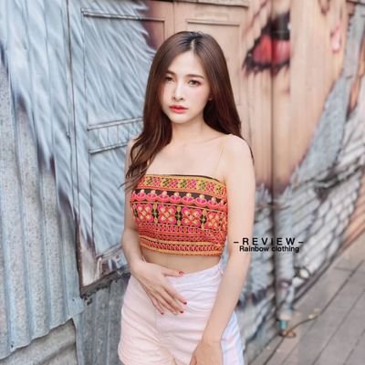 เสื้อผ้าแฟชั่นผู้หญิงราคาถูก เริ่มต้นตัวละ 150 บาท ค่าจัดส่งเริ่มต้นลบท. 30 $ EMS 50 $ สินค้ามีจำนวนไม่มากเพราะกระจายให้ตัวแทนรายย่อย บางแบบหมดแล้วหมดเลยค่ะ