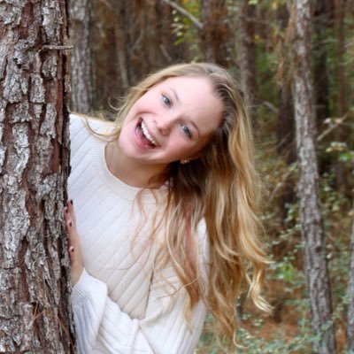 ZoePeterek's profile picture. tamu