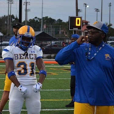 🏈 Beach High RBs Coach/Recruiting Coordinator | Assistant 🏀 Coach…Former Savannah State Football Player